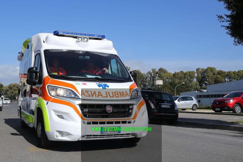 4976326  Ambulanza Privata Caserta